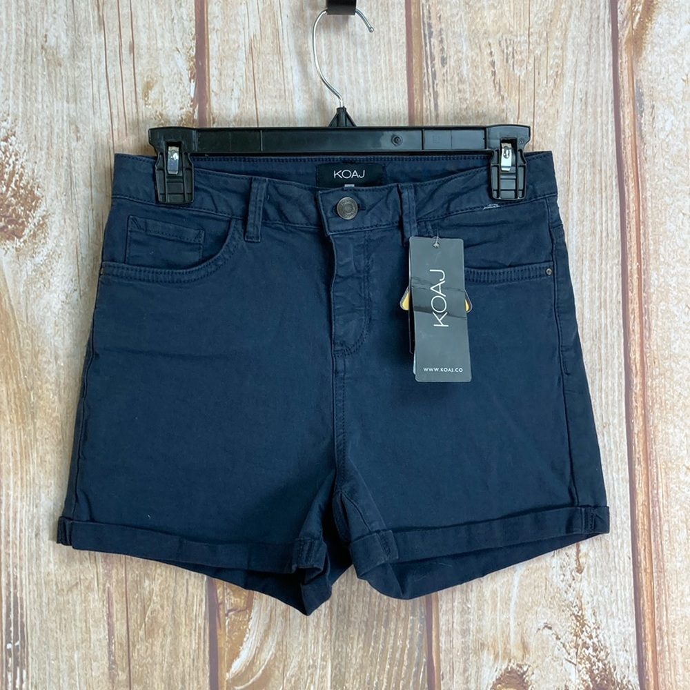 💵NWT Koaj Bolenna Cuffed Short Size 10 Girls